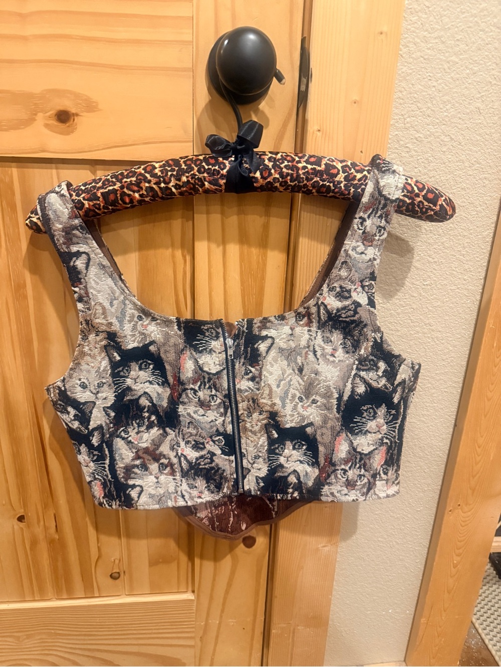 Cider Cat Tapestry Crop Corset Top M NWT Back Zip - Picture 2 of 6